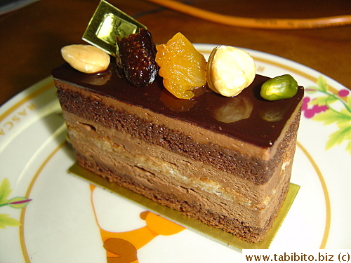 Chocolate cake for KL 450Yen