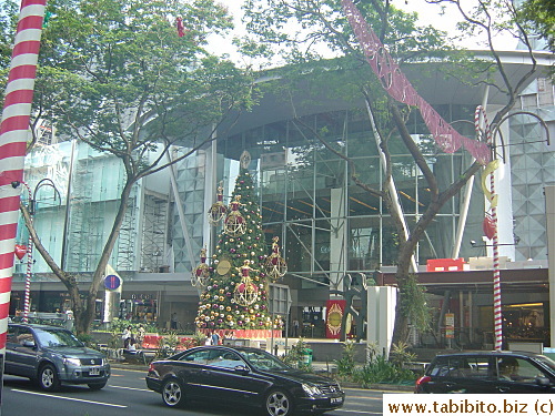 Paragon mall