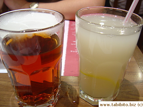 Chinese Tea S$0.8 (free refills) and Barley with Lemon S$1.6