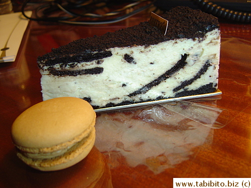 Cookies and Cream Cheesecake S$6.5 and coffee macaron S$1.5 before GST