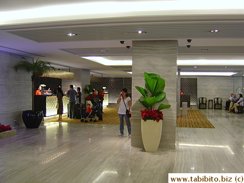 Hotel lobby/reception