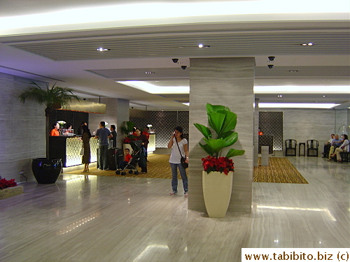 Hotel lobby/reception