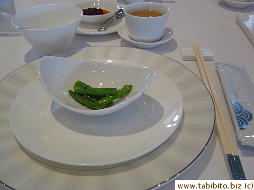 Table setting, Chinese tea at S$2 pp