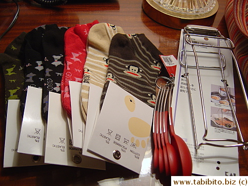 For me and friends. Been looking around for a set of elongated measuring spoons and lifter in Tokyo for awhile with no luck, found both in Takashimaya