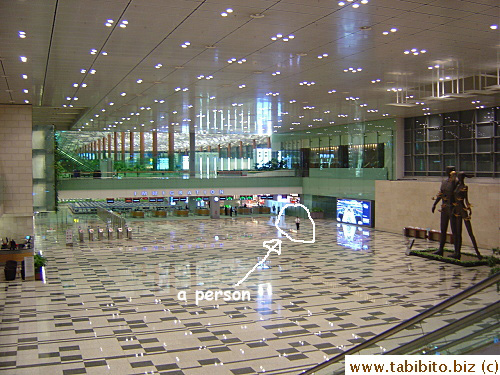 Ginormous T3, this hall just goes on and on and on