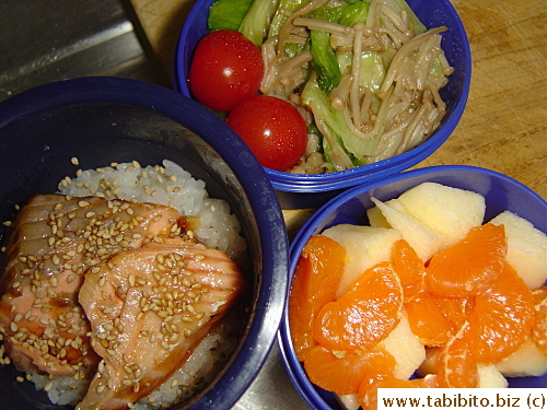 Grilled salmon, stirfried enoki mushroom and lettuce, cherry tomatoes, mandarin and apple