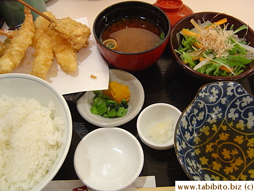 Serlina and I had Seafood Set 780Yen