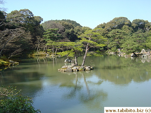 The pond/lake Kinkakuji is on