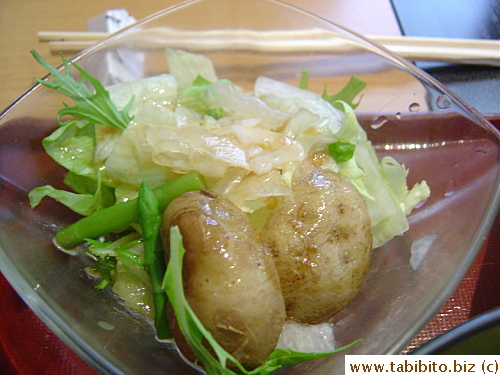 Salad with new potatoes and new onion (only in season for a month in Japan)