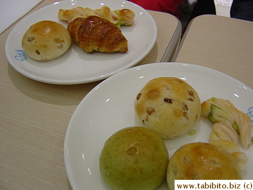 Not many types of bread to choose from (some were sweet), half of them being danish and pastry 