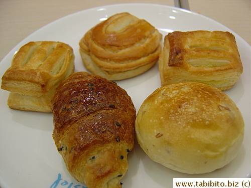 Serlina just loved the cube-shaped sweet potato pie