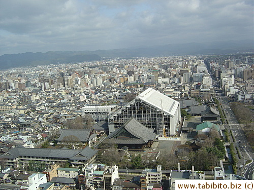 and the big temple near Kyoto Tower