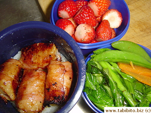 Bacon-wrapped scallops, sauteed Nanohana (a Spring vegetable), sauteed sugar snap peas and carrot, strawberries