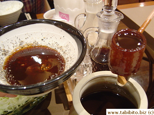 and mix with the tonkatsu sauce