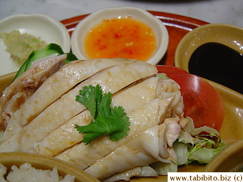 Let's have a closeup of the succulent moist chicken