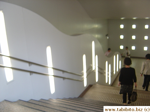 Escalator and stairs to the Art Center (reverse angle)