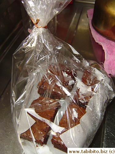 Made brownies for nextdoor neighbor