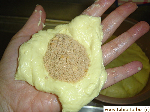 Stuffing the dough with the sugar mixture