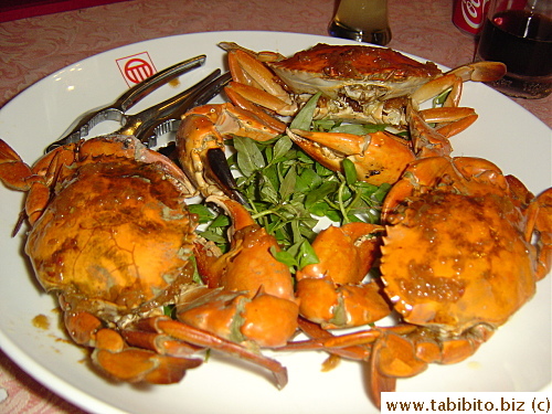 On the menu, it says Crabs with XO Sauce, market price was 275000VND/US$15 per kilo. Very firm and sweet meat