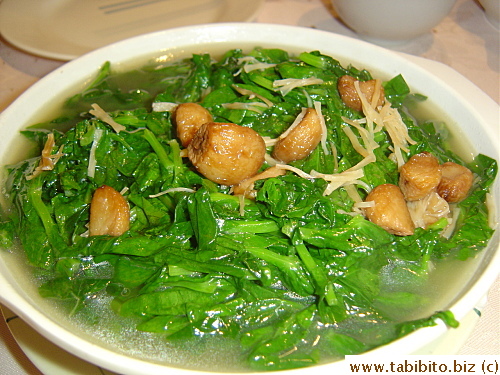Braised pea shoots in stock HK$60/US$7.5
