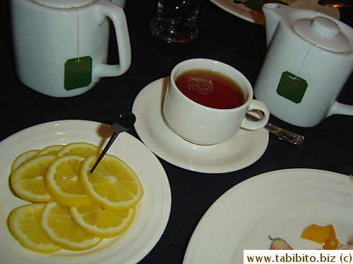 We all got hot lemon tea except for his niece