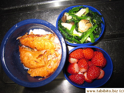 Grilled salmon, stirfried spinach and eringi, strawberries