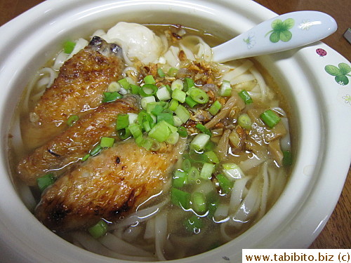 That night at home, I made noodles inspired by the I Love Rahmen topped with lots of fried garlic and shallots