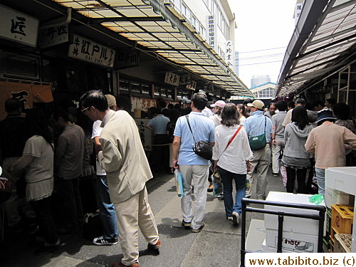Sushi shops nextdoor saw tons of tourists from Hong Kong, Korea and Taiwan waiting in line