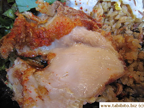 The chicken was very juicy but I had to give up the best part of a fried chicken--skin--because it was too hot!