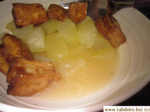 I keep the sauce tight in this dish because the melon will give out quite a bit of juice after removing from the pan