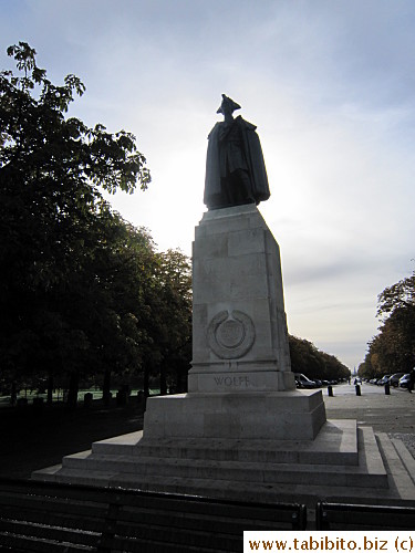 A statue outside the Observatory.  I totally missed what the guide said about it