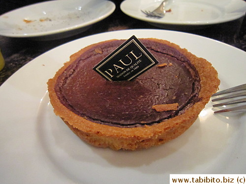 Gave up on the rock hard bread and got a chocolate tart 3.65GBP