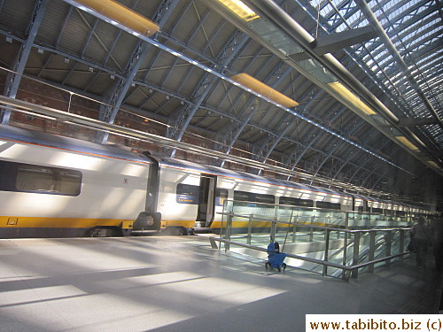 All seated, empty platform