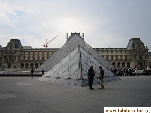 This is my very first image of Louvre.  We finally got there!
