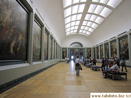 If only we have the luxury of time to just sit there and look at paintings at our own pace