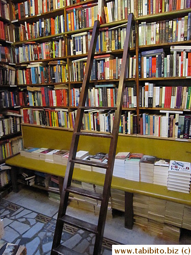 Do people really climb on the ladder