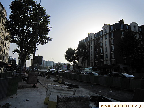 Walk eastward once you emerge from the station, stay on the left side, follow the crowd