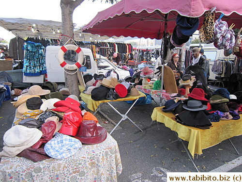 Hat stall