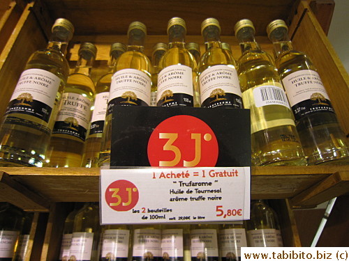Two bottles of 100ml truffle oil cost only 5.8Euros, unheard of in Tokyo