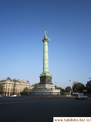 This monument outside Bastille Station has significance but too lazy to google