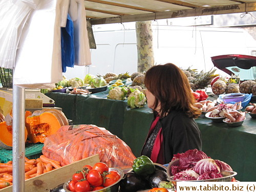 Got some shallots from this lady