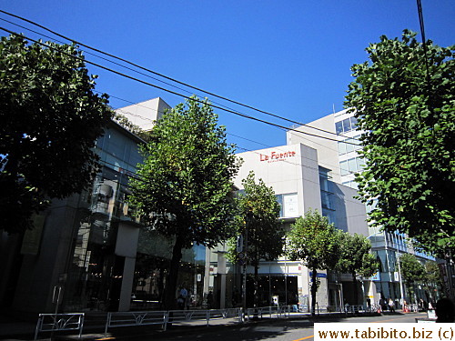 La Fuente on the main road in Daikanyama