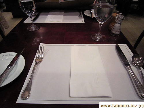 Place setting