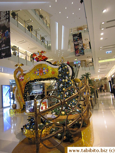 Usual Christmas display inside K11
