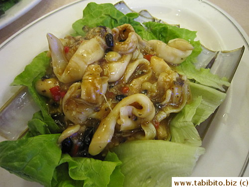 Razor clams in black bean sauce