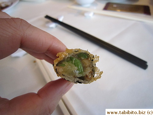 Looking at this picture, I still don't know what the filling was