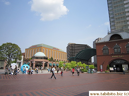 The main square of Yebisu Garden Place