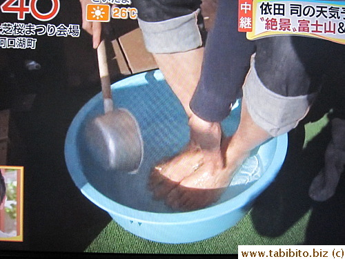 As in any onsen, you have to wash the body first,