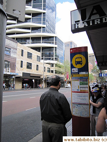 that runs on George Street from Central Station to Circular Quay