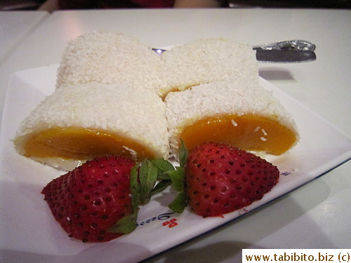 Finally KL ordered this mango roll in a chewy